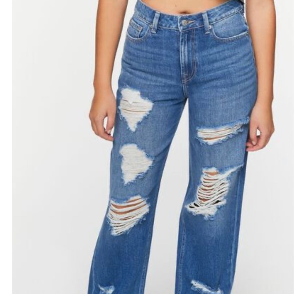 NWT Forever 21 Recycled Cotton 90s-Fit Distressed Jeans